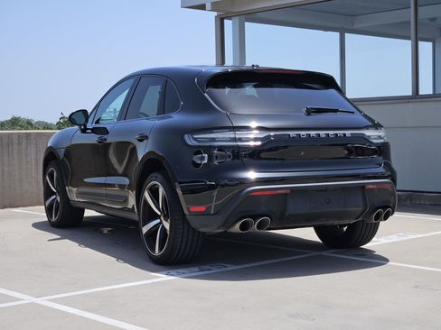 Certified 2023 Porsche Macan S AWD/4WD image 3