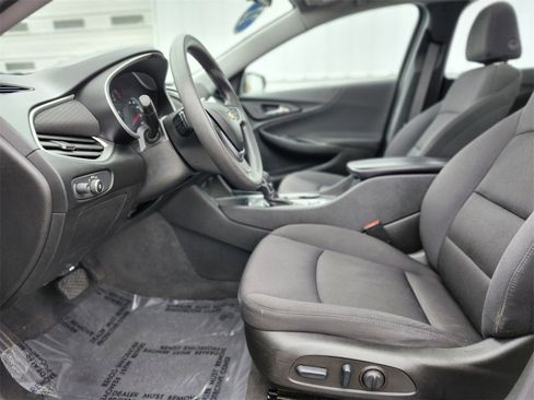 Used 2022 Chevrolet Malibu LT image 16
