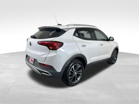 Used 2021 Buick Encore GX Essence AWD/4WD image 7