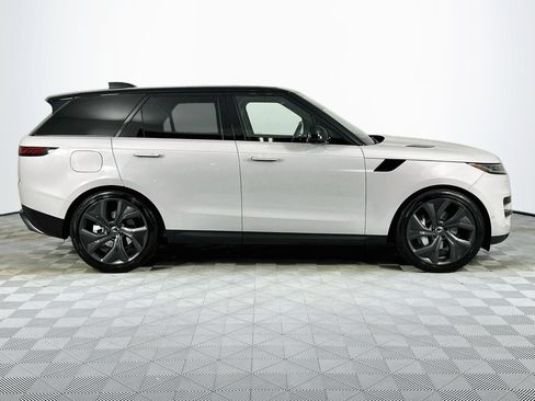 Certified 2024 Land Rover Range Rover Sport SE AWD/4WD image 4