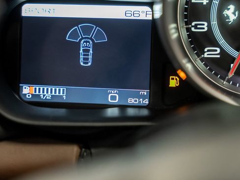 Used 2015 Ferrari California T image 46