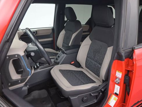 Certified 2023 Ford Bronco Wildtrak AWD/4WD image 16