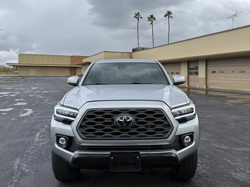 Used 2022 Toyota Tacoma TRD Off-Road AWD/4WD image 2