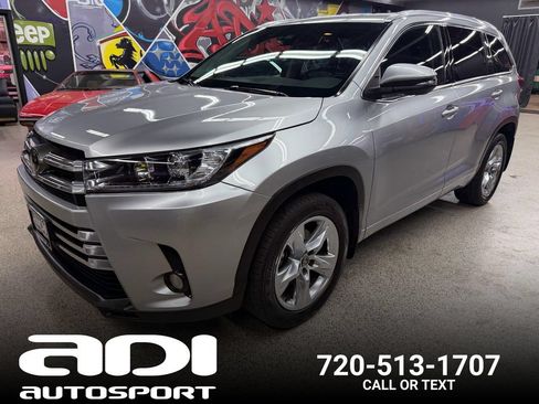 Used 2017 Toyota Highlander Limited AWD/4WD image 1