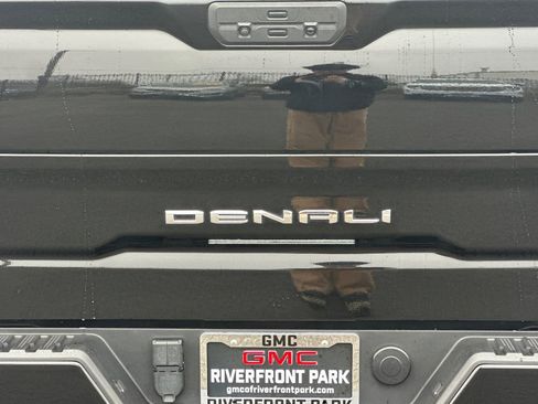 Used 2021 GMC Sierra 1500 Denali w/ Denali Ultimate Package image 50