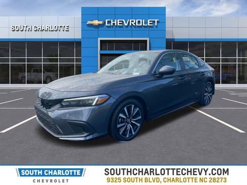 Used 2024 Honda Civic EX-L image 1