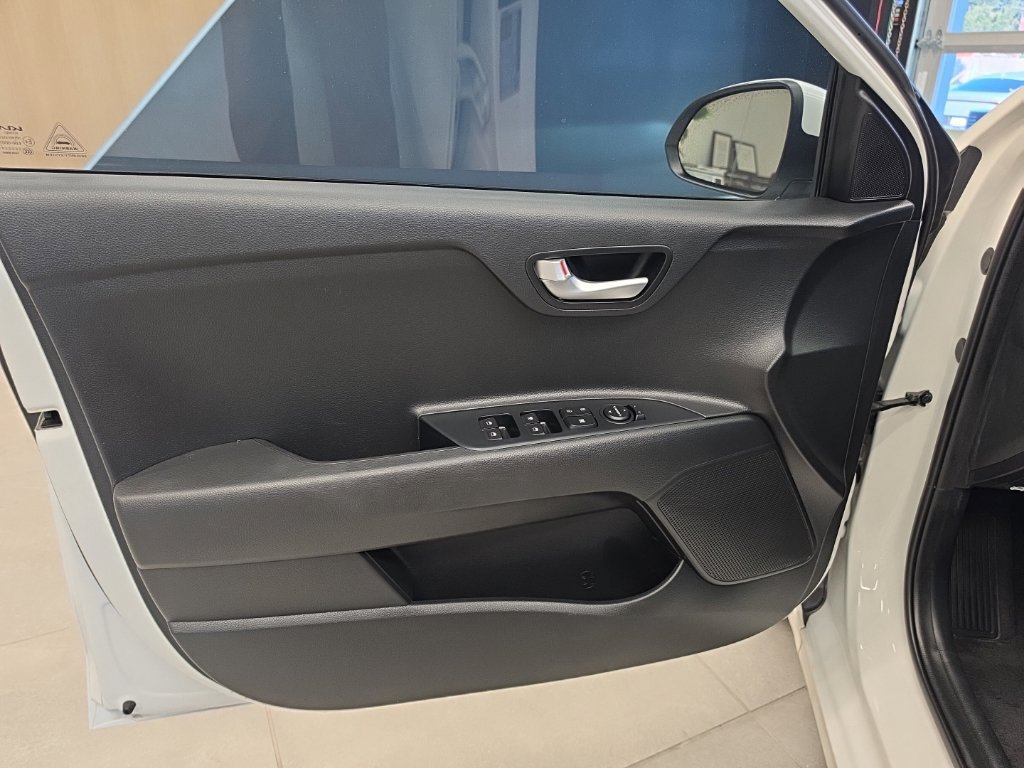 Used 2022 Kia Rio S w/ Technology Package FWD image 32