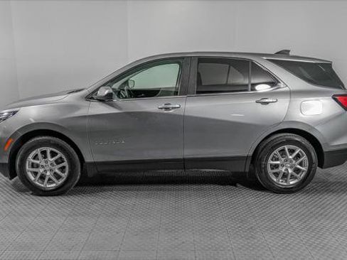 Used 2023 Chevrolet Equinox LT image 3