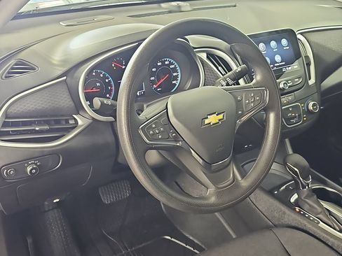 Used 2024 Chevrolet Malibu LS FWD image 19