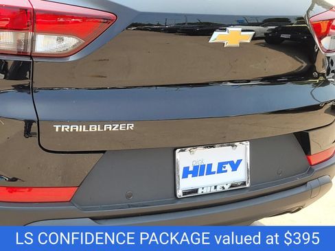 New 2026 Chevrolet TrailBlazer LS w/ LS Convenience Package FWD image 4