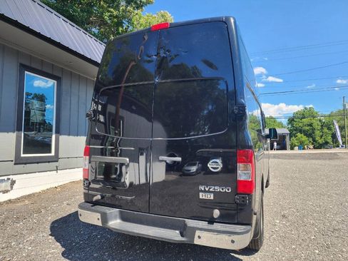 Used 2014 Nissan NV 2500 SV w/ V6 Appearance Package RWD image 5