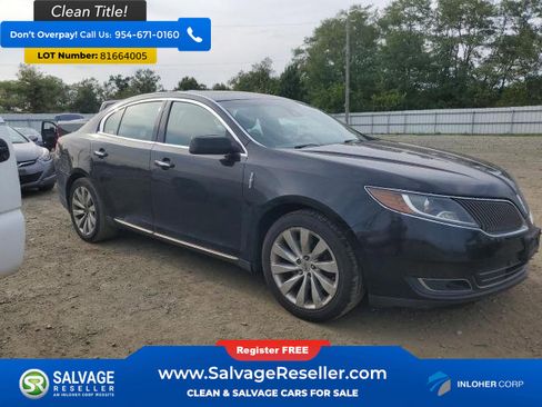 Used 2014 Lincoln MKS image 5