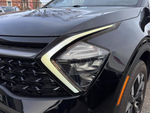 Used 2023 Kia Sportage X-Line w/ X-Line Premium Package image 11