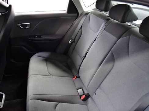 Used 2025 Kia K4 FWD image 10
