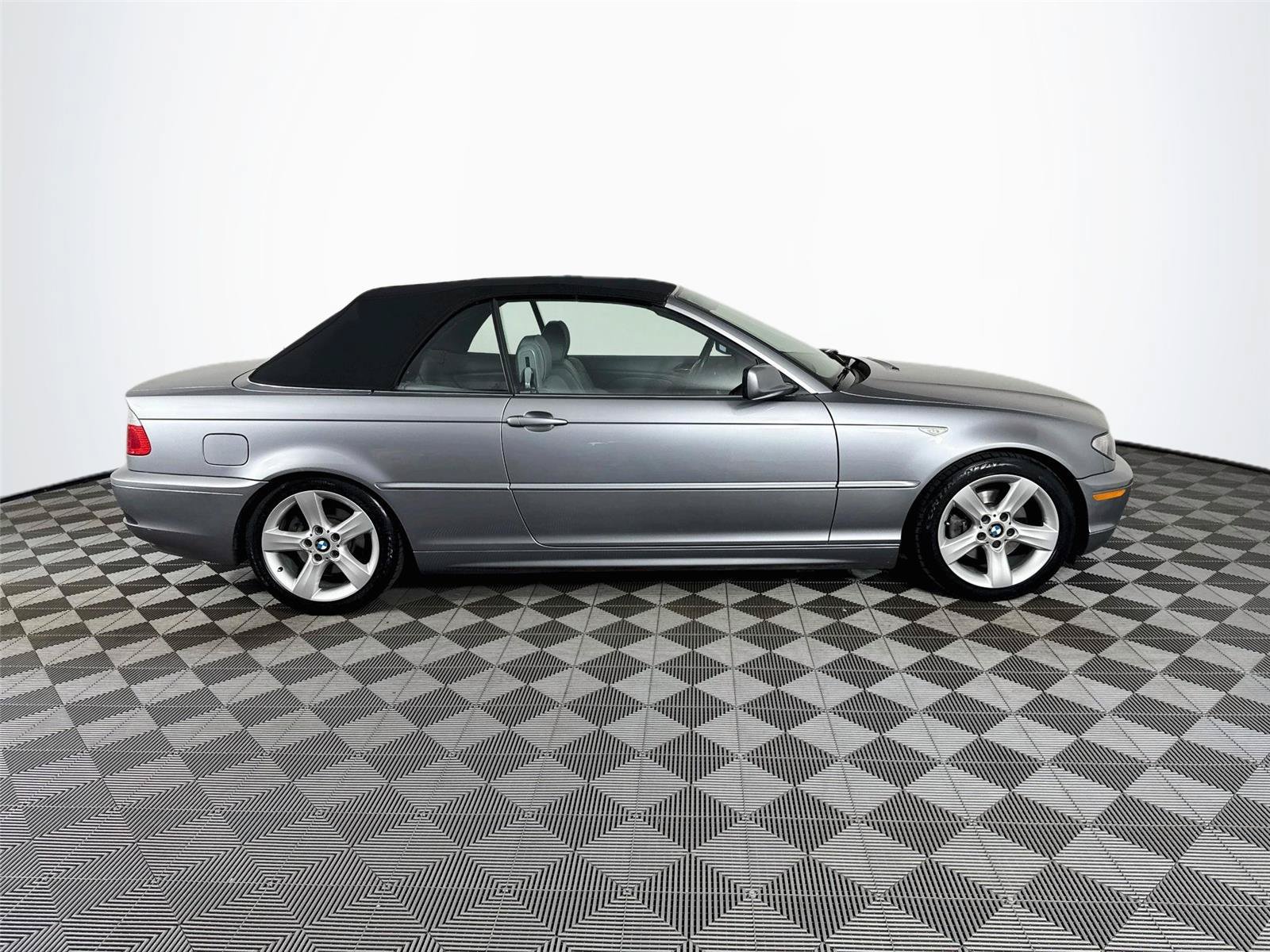 Used 2006 BMW 325Ci Convertible RWD image 4