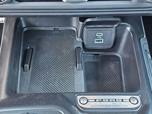 New 2025 Ford Bronco Outer Banks image 25