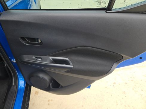 Used 2022 Nissan Kicks S FWD image 25