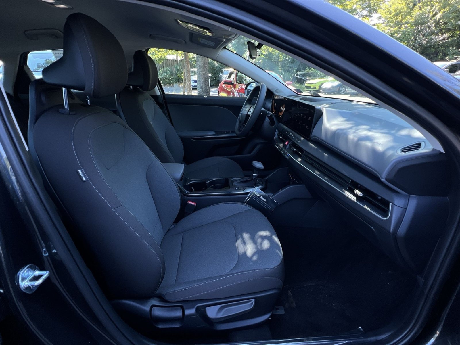 New 2026 Kia K4 FWD image 32