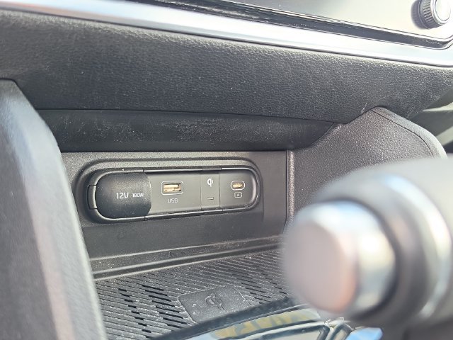 Certified 2025 Kia Sportage EX FWD image 27