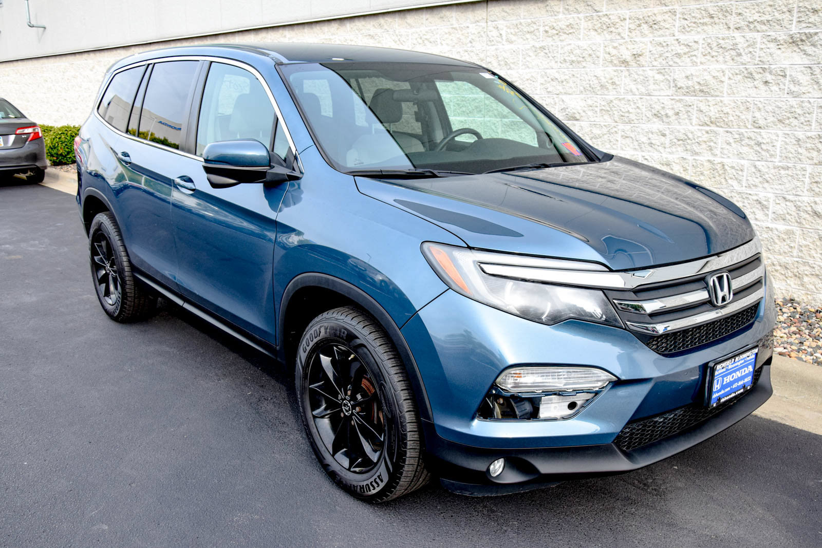 Used 2016 Honda Pilot EX image 4