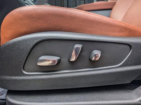 New 2025 Cadillac XT5 Premium Luxury image 13