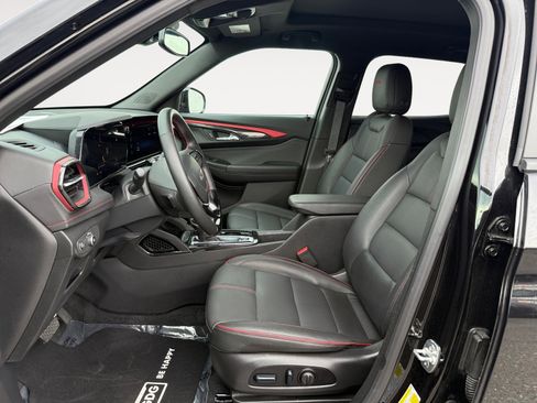 Used 2025 Chevrolet TrailBlazer RS w/ Convenience Package image 10