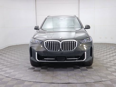 New 2026 BMW X5 xDrive40i w/ Executive Package image 2