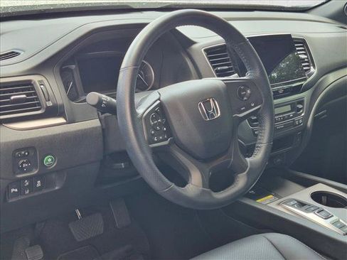 Used 2024 Honda Passport EX-L image 10