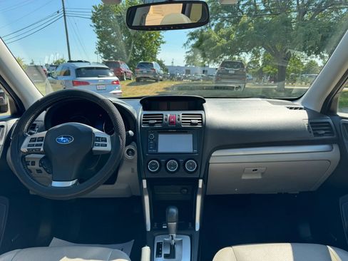 Used 2014 Subaru Forester 2.5i Touring AWD/4WD image 14