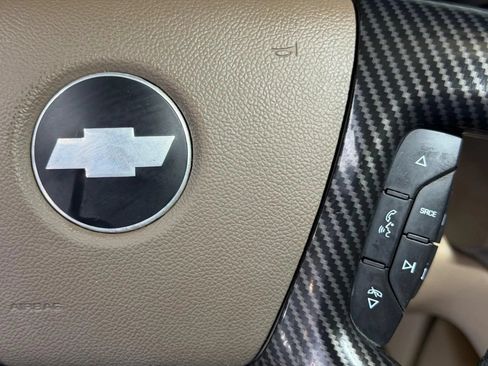 Used 2012 Chevrolet Avalanche LTZ RWD image 32