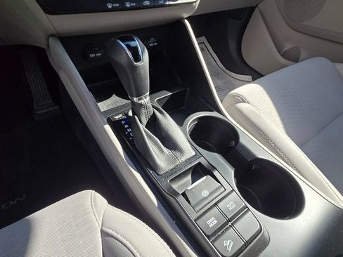 Used 2020 Hyundai Tucson SE AWD/4WD image 16