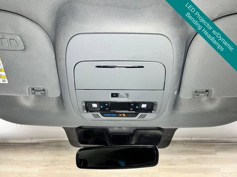 Used 2022 Ford F150 Lariat w/ Equipment Group 502A High AWD/4WD image 23