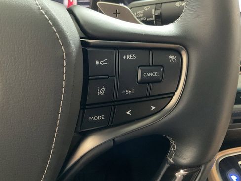 Used 2021 Lexus LS 500 AWD w/ Interior Upgrade Package image 13