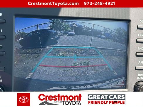 Used 2022 Toyota RAV4 LE AWD/4WD image 26