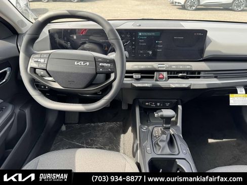 New 2025 Kia K4 EX image 8