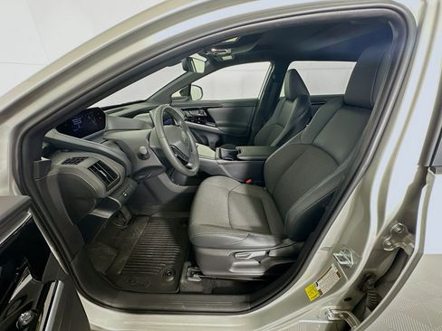 Used 2023 Toyota bZ4X XLE w/ Weather Package image 13