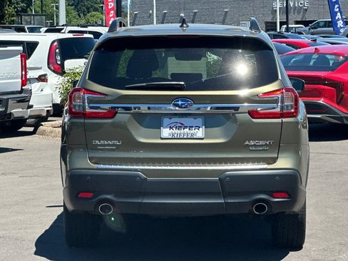 Used 2023 Subaru Ascent Limited AWD/4WD image 5
