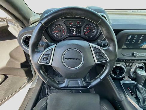 Used 2018 Chevrolet Camaro LT RWD image 37