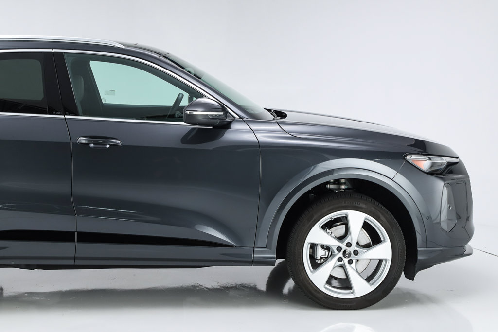 Used 2025 Audi Q5 Premium Plus AWD/4WD image 57