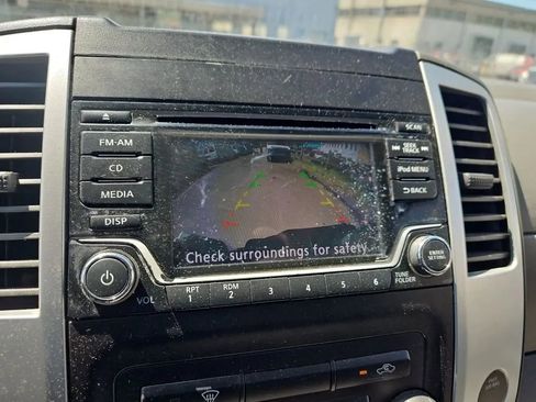 Used 2018 Nissan Frontier S RWD image 17
