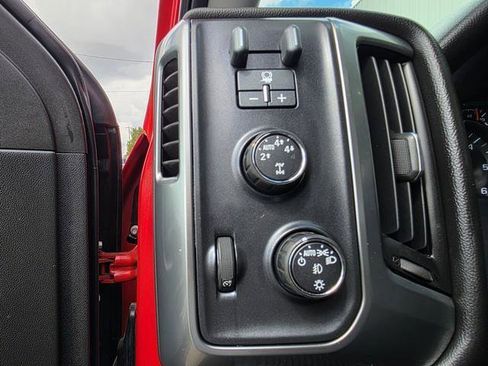 Used 2014 Chevrolet Silverado 1500 LT w/ LT Convenience Package image 12