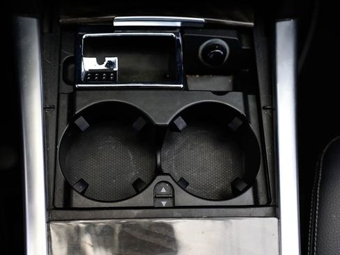 Used 2016 Mercedes-Benz E 350 E 350 4MATIC Sedan 4D image 39