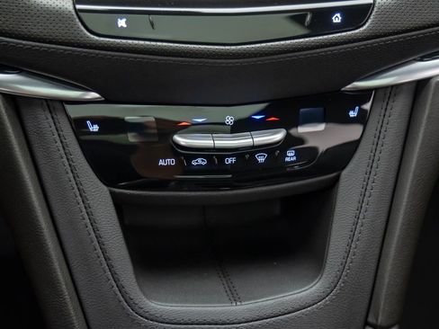 New 2025 Cadillac XT5 Premium Luxury image 21