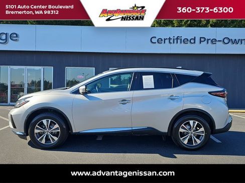 Used 2021 Nissan Murano SV image 2