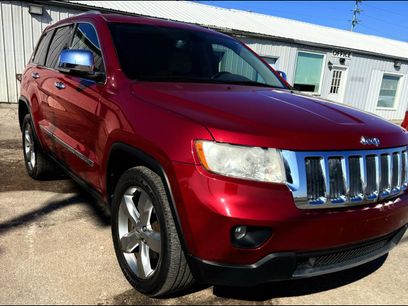 Used 2011 Jeep Grand Cherokee Limited w/ Trailer Tow Group