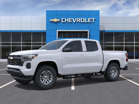 New 2026 Chevrolet Colorado LT w/ LT Convenience Package AWD/4WD image 2
