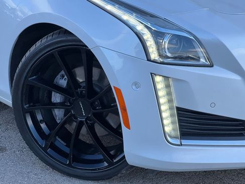 Used 2017 Cadillac CTS Premium Luxury image 30