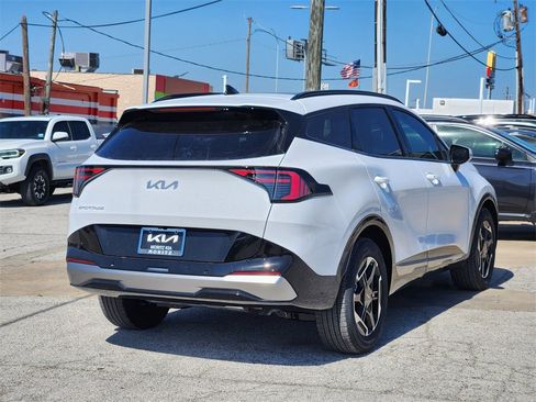 New 2026 Kia Sportage SX image 4