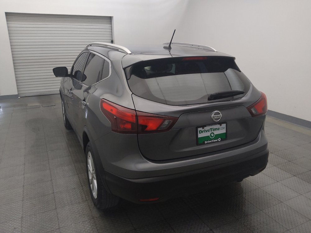 Used 2019 Nissan Rogue Sport SV w/ Technology Package FWD image 6