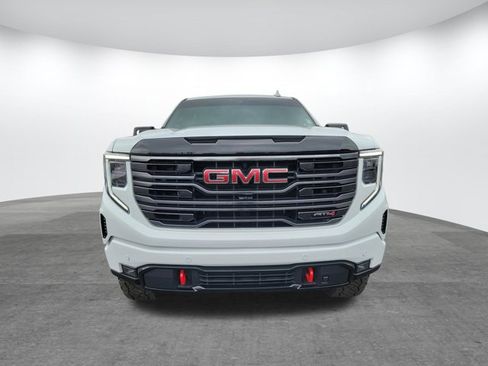 Used 2025 GMC Sierra 1500 AT4 w/ AT4 Premium Package image 2